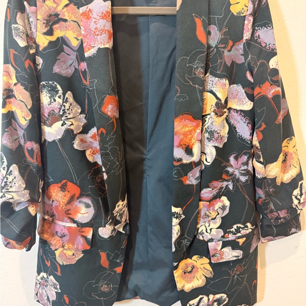 Harlowe & Graham  Floral Blazer